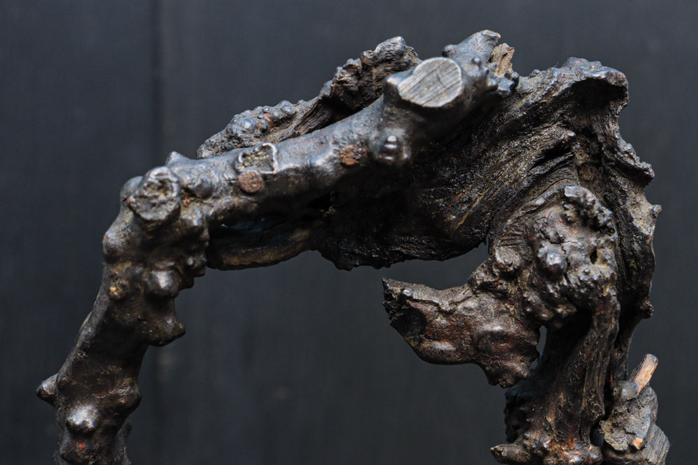 造形的なデザインで風情溢れる花カゴ　DC8856　在庫1組