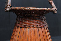 持ち手デザインが印象的な艶やかな色合いの花カゴ　DC8857