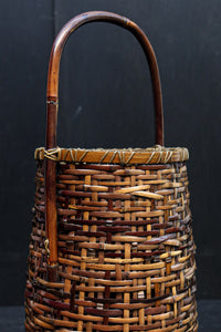 濃淡のある色彩で風情溢れる花カゴ　DC8859　在庫1組