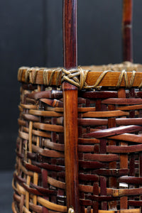 濃淡のある色彩で風情溢れる花カゴ　DC8859　在庫1組