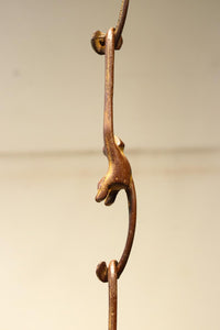 ススキ模様の花器をお猿さんが支える吊るし花器セット　DC8862　在庫1個