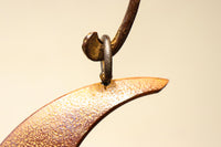 ススキ模様の花器をお猿さんが支える吊るし花器セット　DC8862　在庫1個