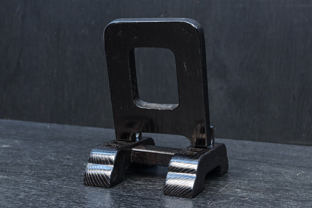 艶みを増した色合いで趣きある中型皿立て　DC8872ab　在庫(a:0 b:1)個