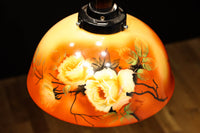 希少!! 鮮やかな美しい笠に薔薇の模様が描かれたノリタケの電笠　DC8874