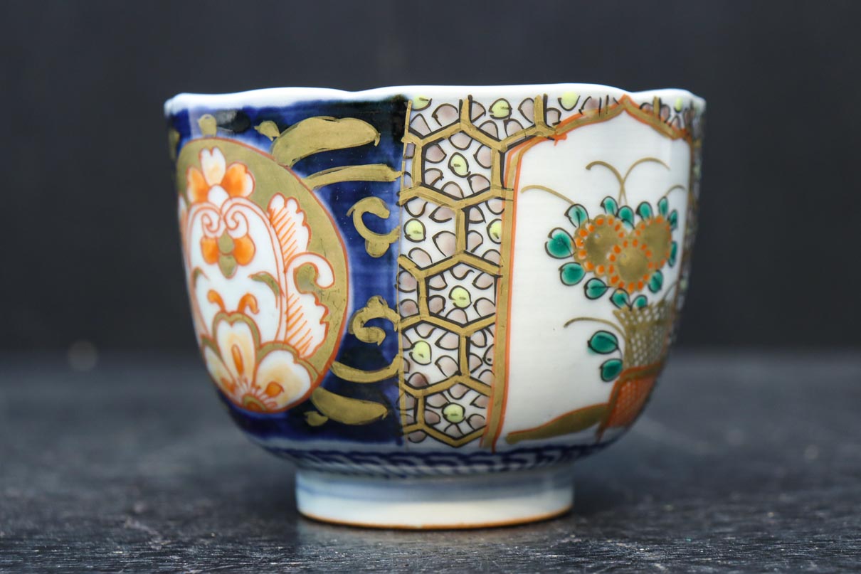 鮮やかな色彩で雅な面持ちの古伊万里の向付　DC8877　在庫3個