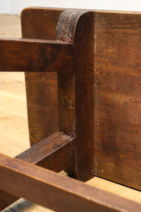 魅力的な古色を纏う趣きのあるベンチ　DC8878