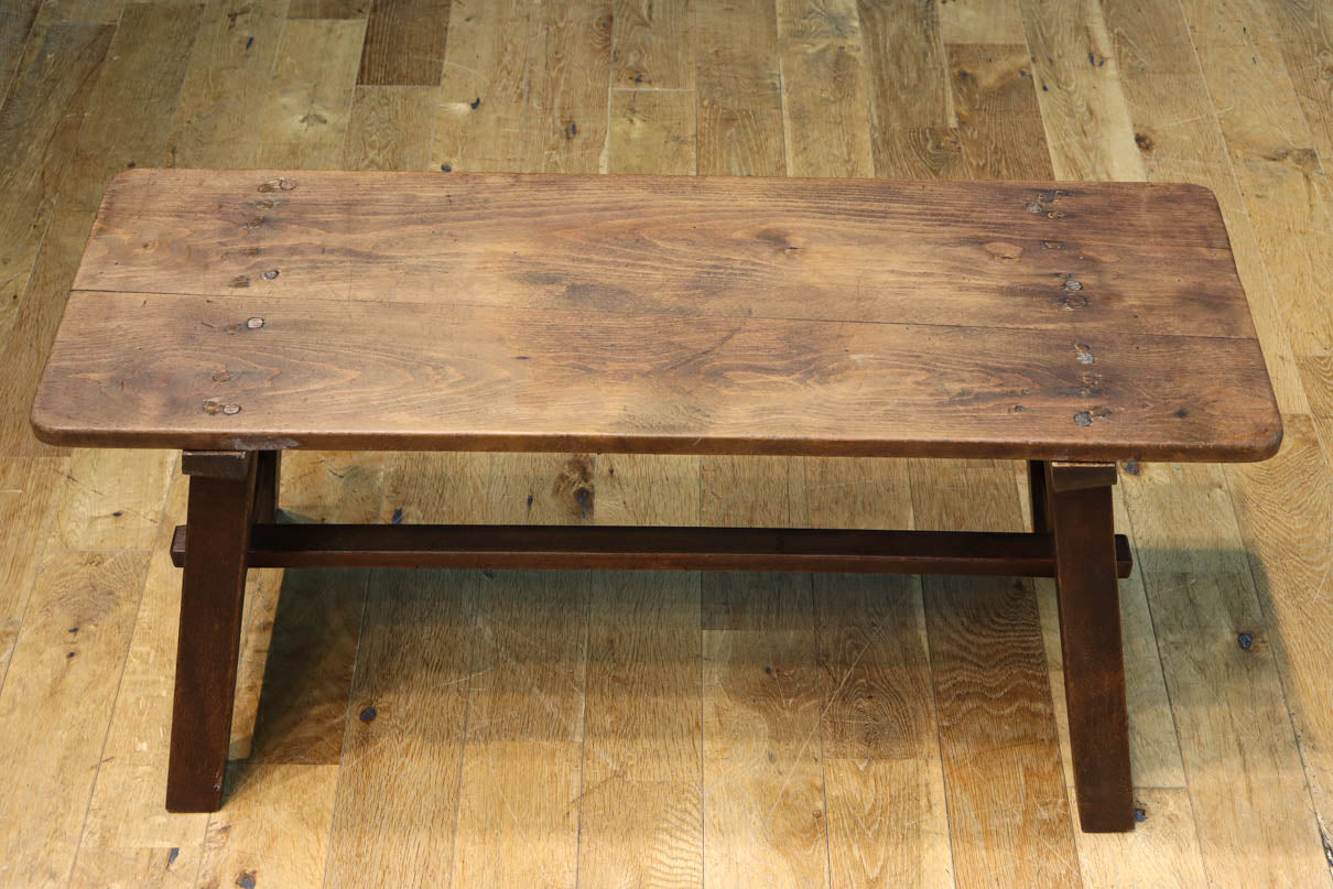 魅力的な古色を纏う趣きのあるベンチ　DC8878