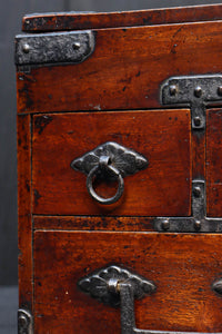 時代の風合いが味わいのある硯箱(鍵付き)　DC8879