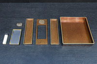 蒔絵の紋様が描かれた格調ある硯箱(共箱付き)　DC8881