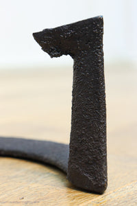 小振りながらも存在感ある五徳　DC8882