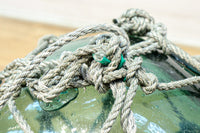 気泡入りの和ガラス球を縄で包んだ浮き球　DC8883