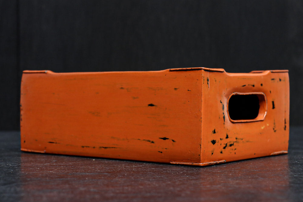 黒と朱のコントラストが映える根来塗のたばこ盆　DC8884　在庫10個