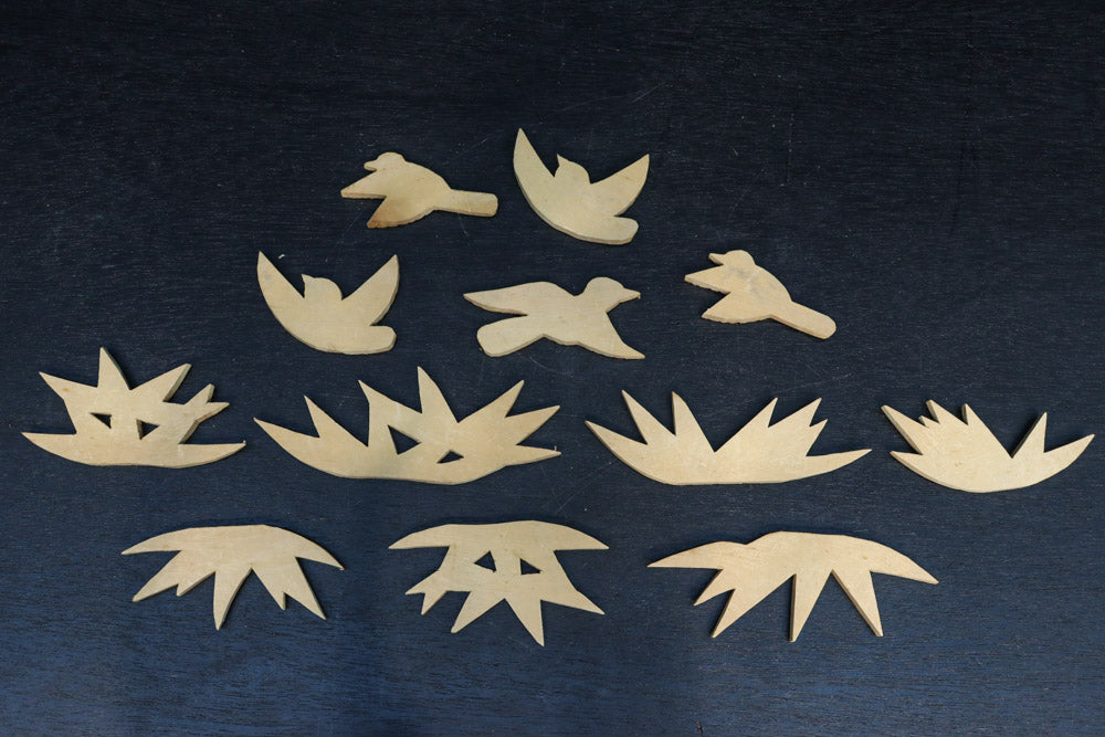 鳥と笹の葉のレリーフ彫刻12個セット　DC8891a　在庫1組