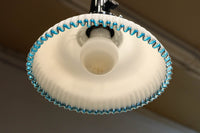 水色の縁取りが可愛らしい細やかなフリルの電笠　DC8896