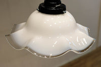 柔らかなフリルに透明の縁取りで上品な電笠　DC8897　