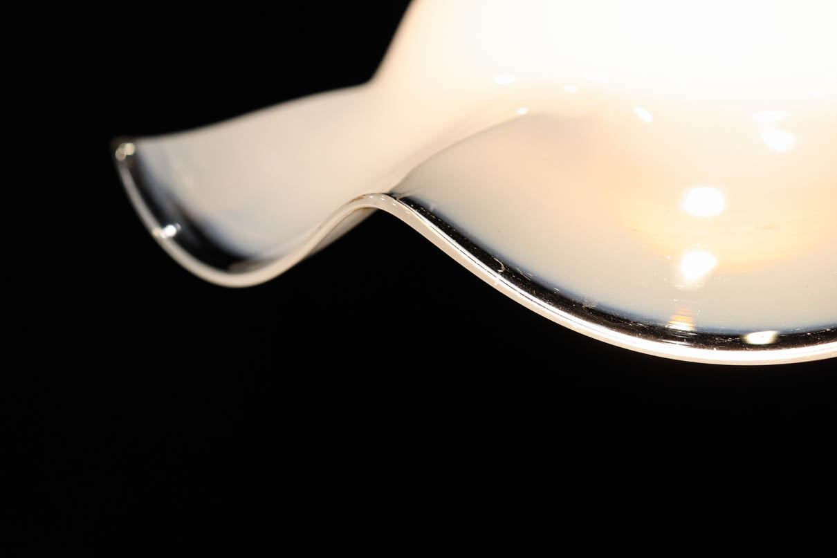 柔らかなフリルに透明の縁取りで上品な電笠　DC8897　