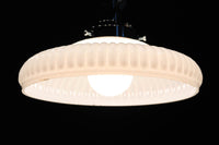 和の趣きあるプレスガラスの電笠　DC8899