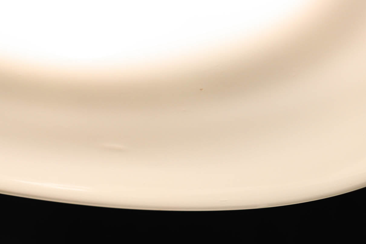 ふんわりと丸みを帯びた愛嬌のある電笠　DC8900