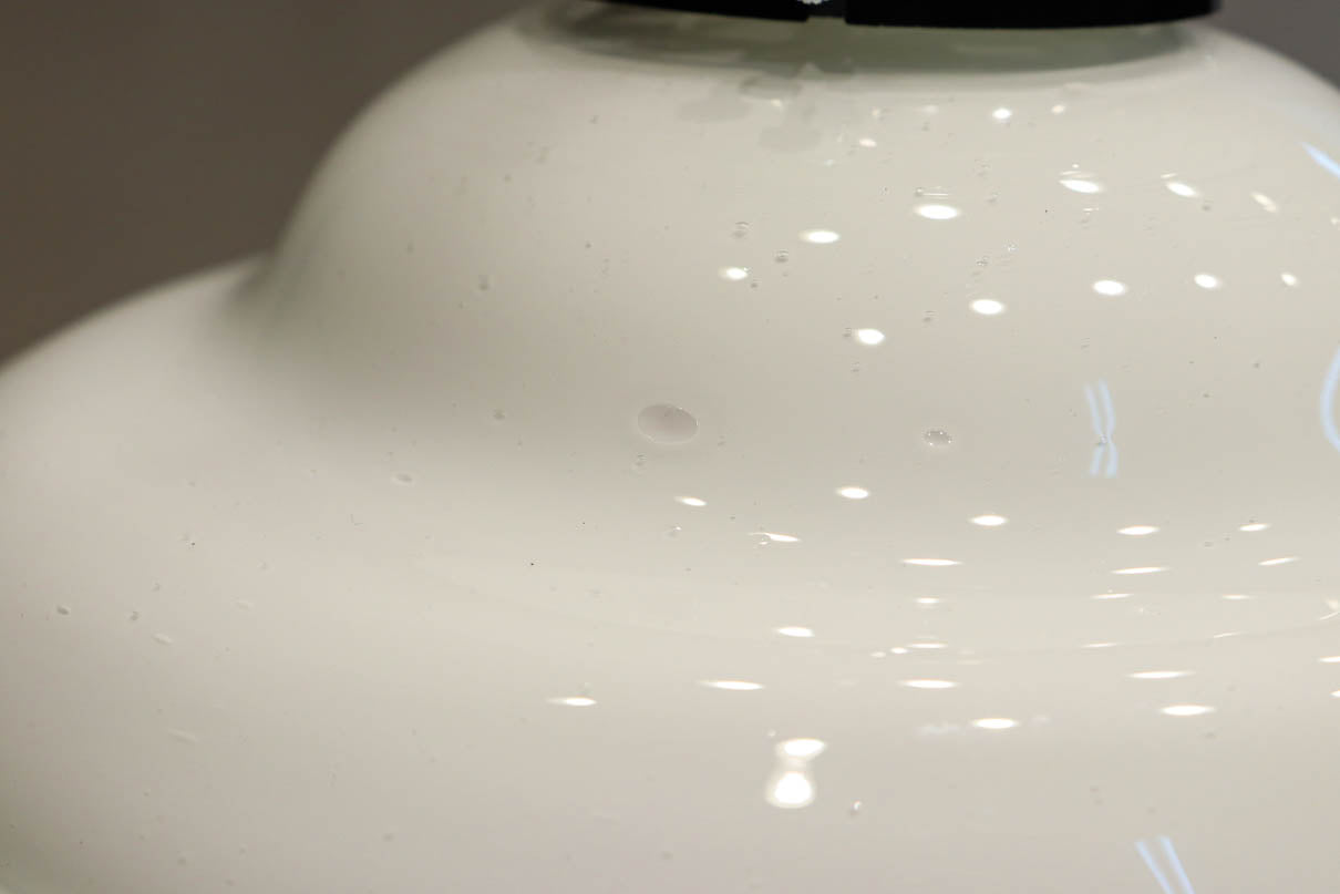 ふんわりと丸みを帯びた愛嬌のある電笠　DC8900