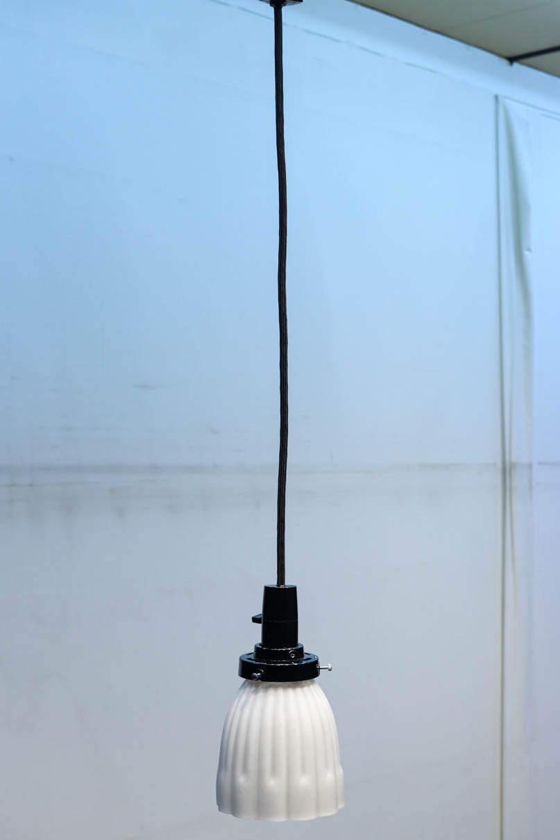 Pressed glass lampshade DC8905