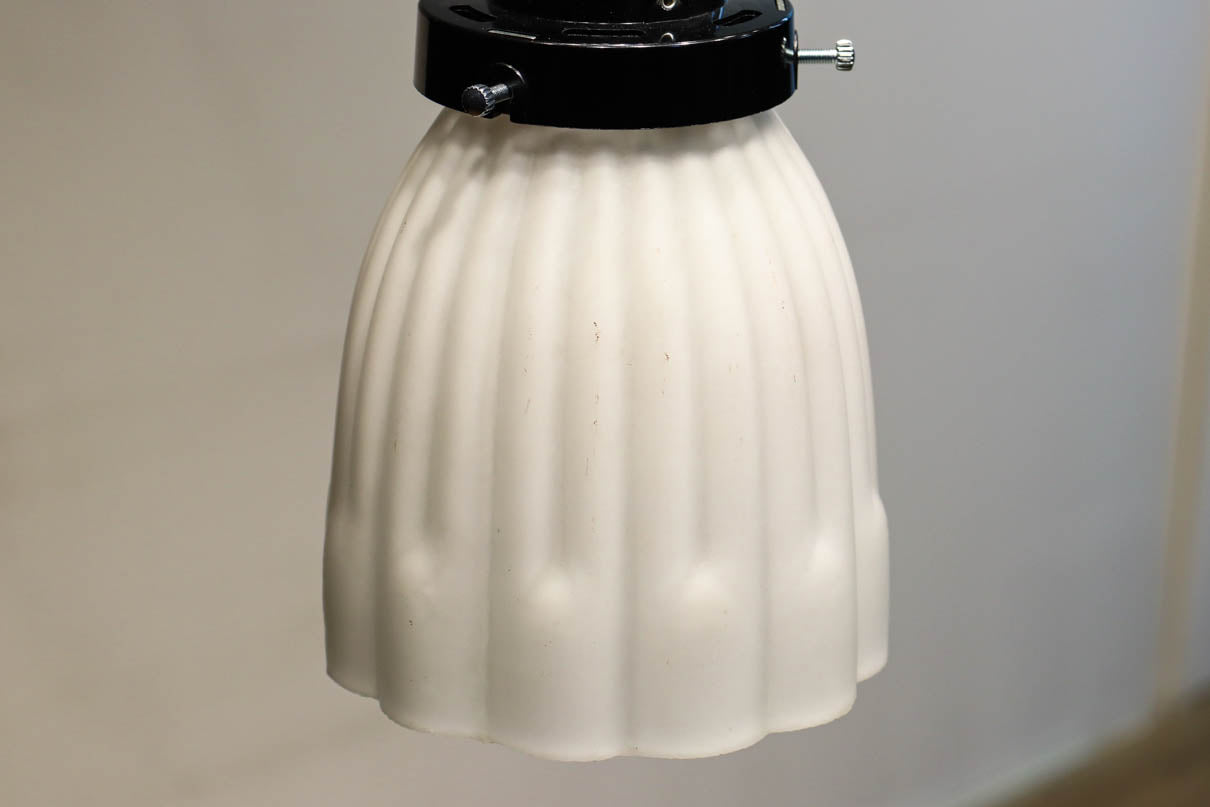 Pressed glass lampshade DC8905