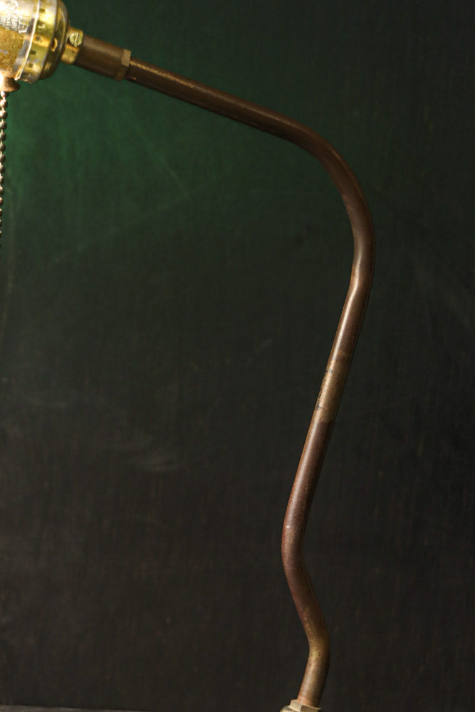 グリーン笠で和モダンな雰囲気ある電気スタンド　DC8906