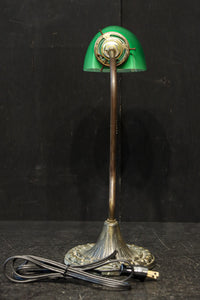グリーン笠で和モダンな雰囲気ある電気スタンド　DC8906