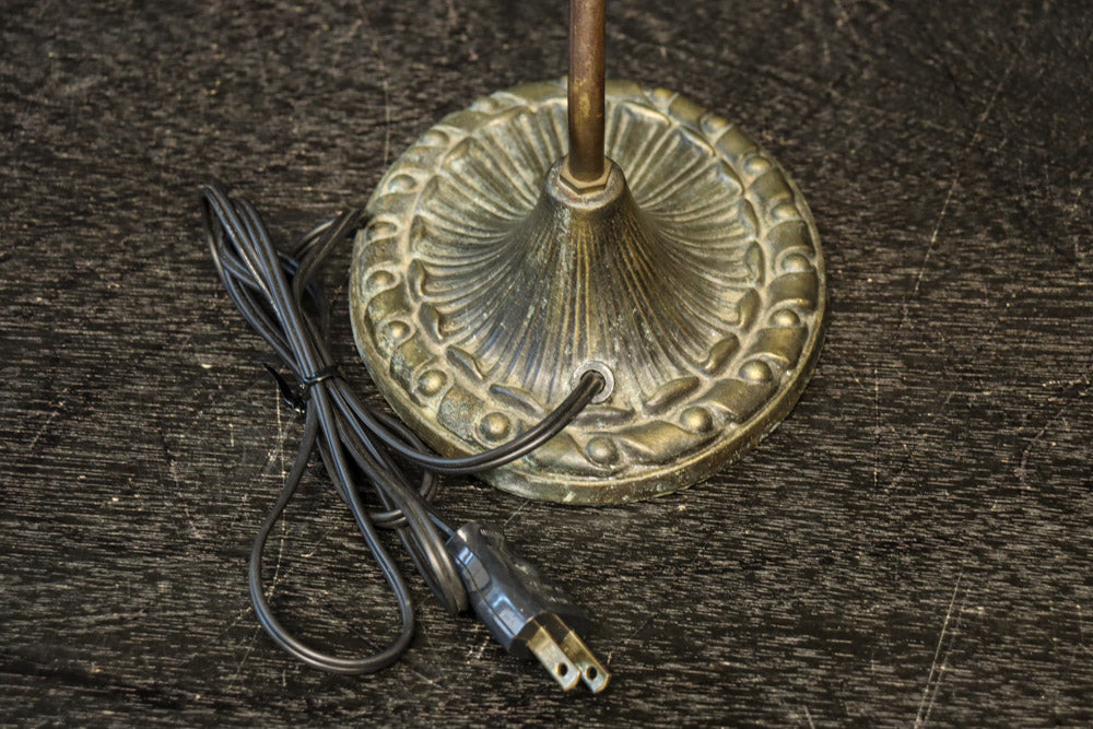 グリーン笠で和モダンな雰囲気ある電気スタンド　DC8906