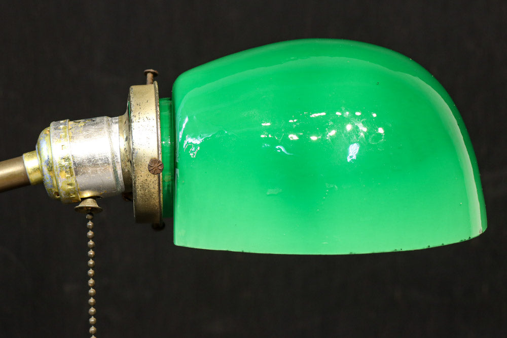 グリーン笠で和モダンな雰囲気ある電気スタンド　DC8906