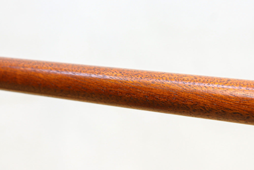 穏やかな色彩で風情溢れるフック付きの衣桁　DC8909