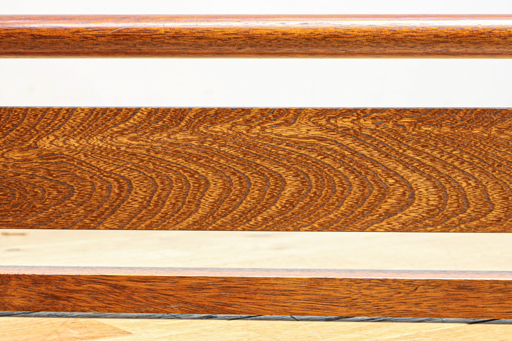 穏やかな色彩で風情溢れるフック付きの衣桁　DC8909