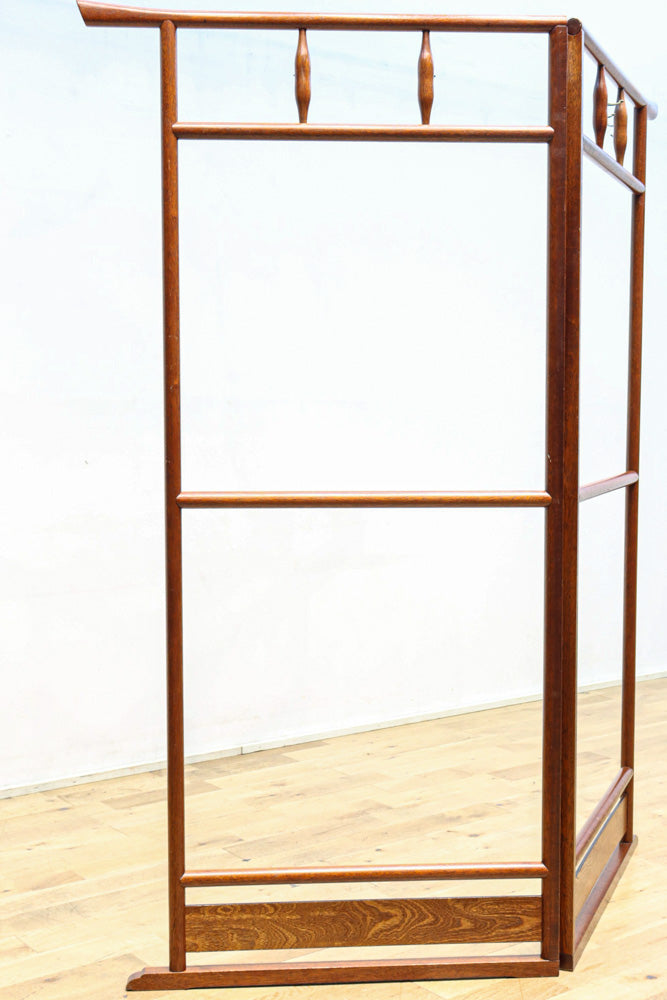 穏やかな色彩で風情溢れるフック付きの衣桁　DC8909