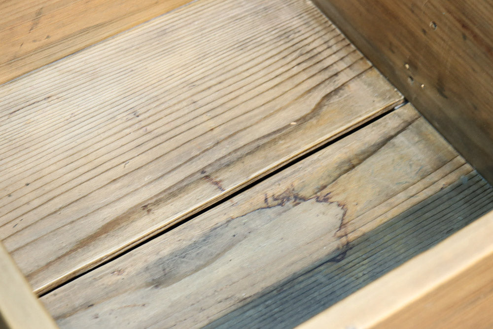 穏やかな杢目で上品な面持ちの炭入れ　DC8914