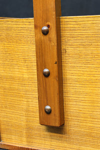 温かみのある木地色の持ち手付き炭入れ　DC8915