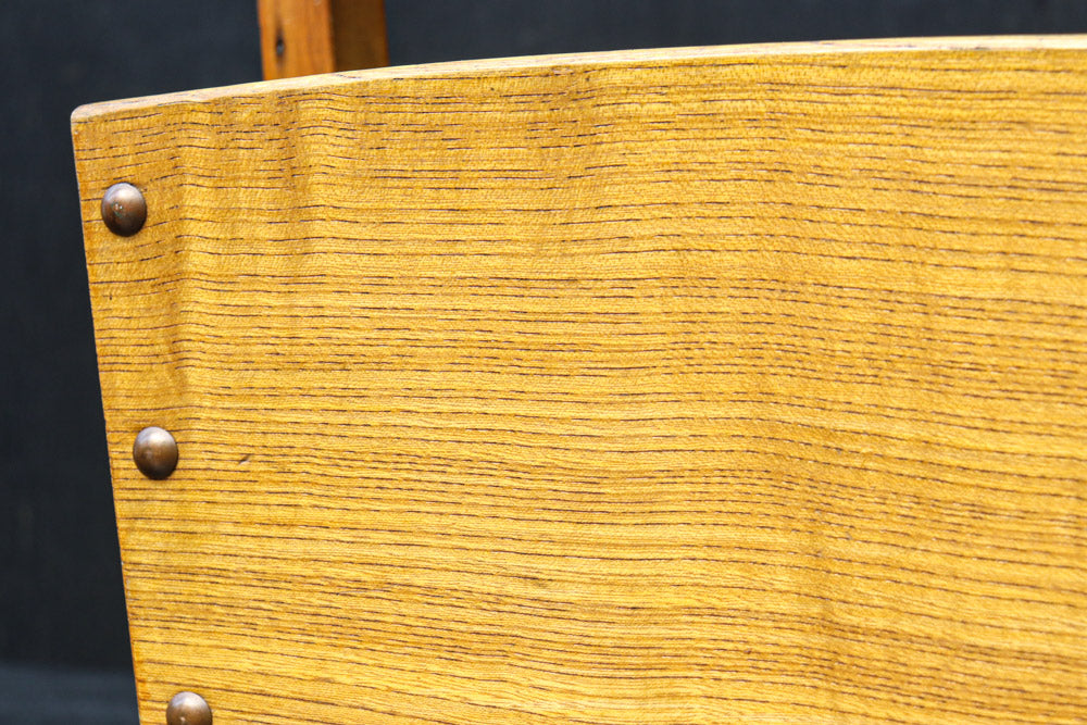 温かみのある木地色の持ち手付き炭入れ　DC8915