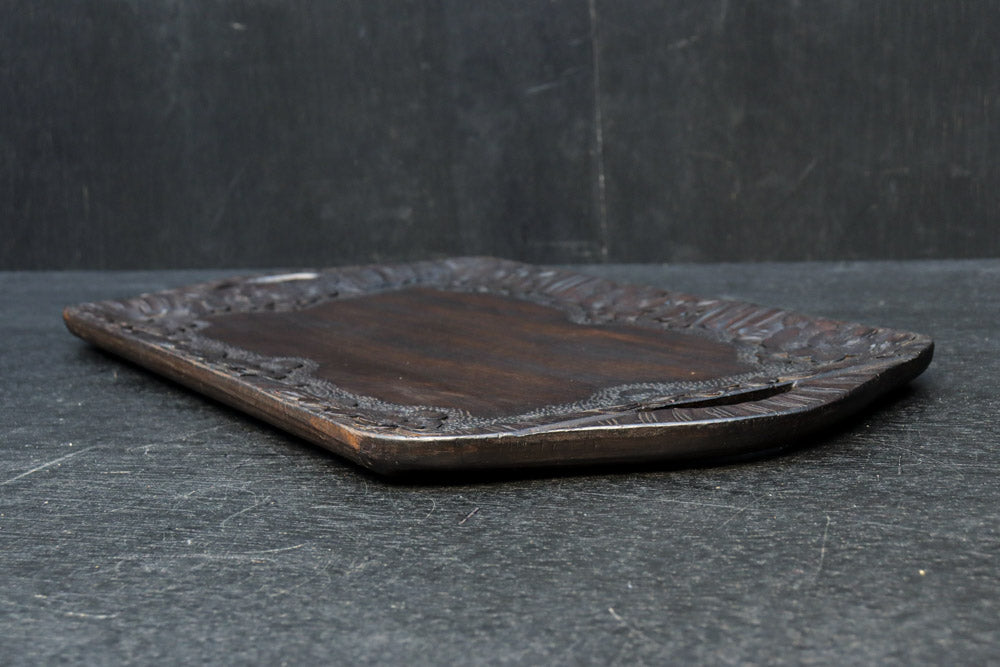 軽井沢彫の桜彫刻が華を添える角盆　DC8920