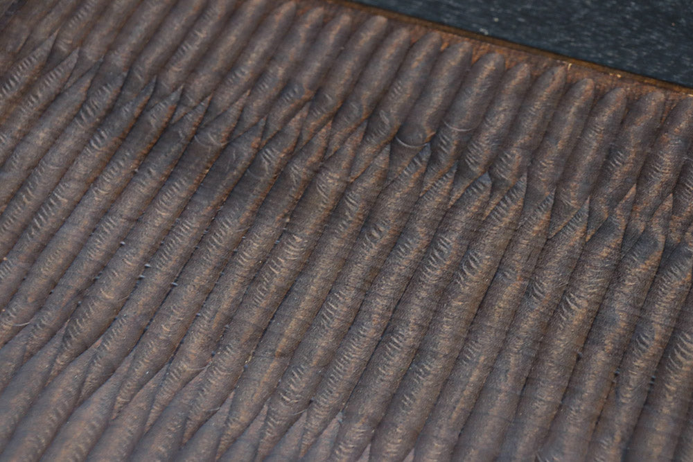 軽井沢彫の桜彫刻が華を添える角盆　DC8920