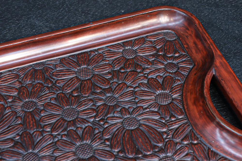 花模様を散りばめた風合い溢れる鎌倉彫の長手盆　DC8921