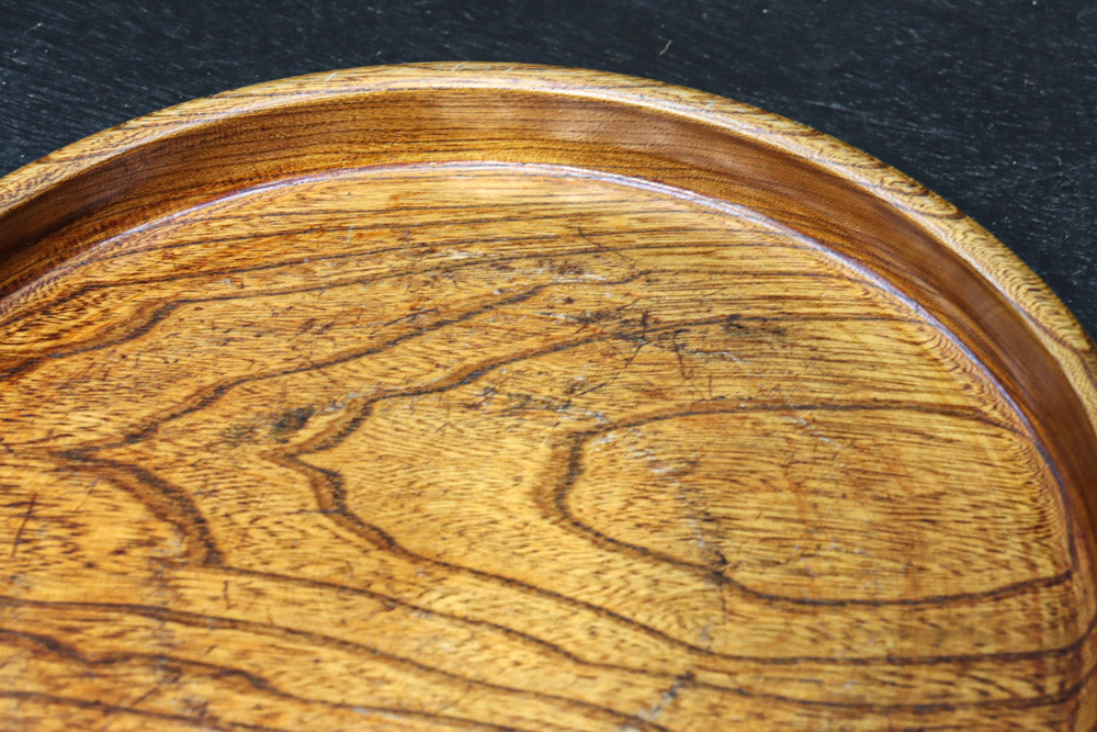 艶やかな質感と雄大な杢目が映える丸盆　DC8922ab　在庫(a:1 b:1)枚