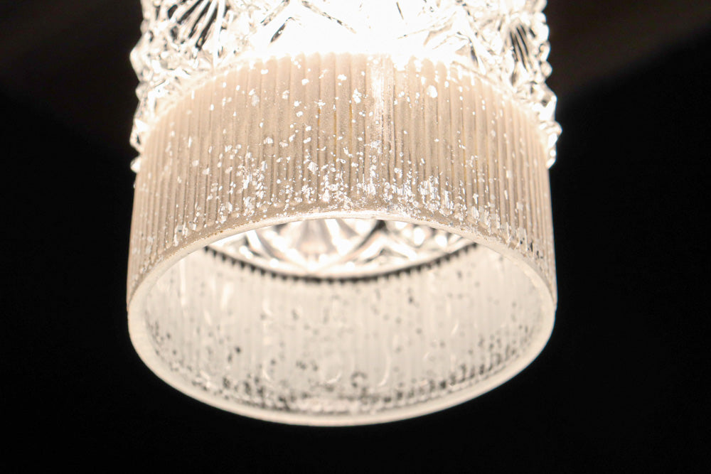 昭和レトロ!! 煌びやかなプレスガラス装飾が映える円柱型のブラケット　DC8937