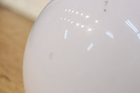 柔和な明かりで周囲を優しく照らす球体型のブラケット　DC8939