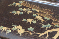 華やかな蒔絵で艶やかな光沢に包まれたお膳　DC8949