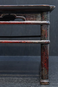 穏やかな色彩に杢目が浮かぶレトロ感溢れる李朝膳　DC8951