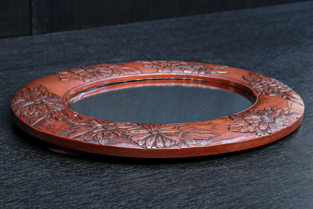 美しい花彫刻が華やかな鎌倉彫の壁掛け鏡 DC8956 – 古福庵 [ KOFUKUAN