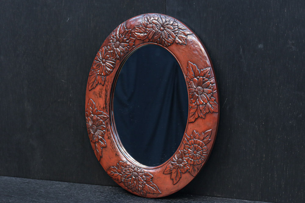 美しい花彫刻が華やかな鎌倉彫の壁掛け鏡 DC8956 – 古福庵 [ KOFUKUAN