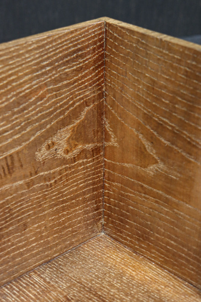 木地色の穏やかな杢目が魅力の持ち手付き炭入れ　DC8958ab　在庫(a:1 b:1)個