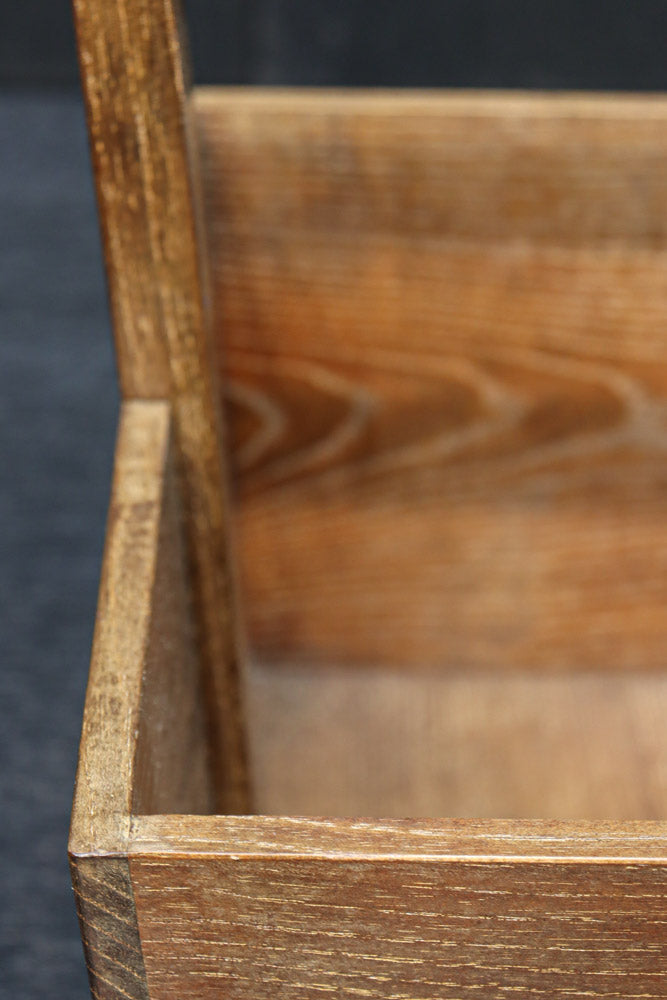 木地色の穏やかな杢目が魅力の持ち手付き炭入れ　DC8958ab　在庫(a:1 b:1)個