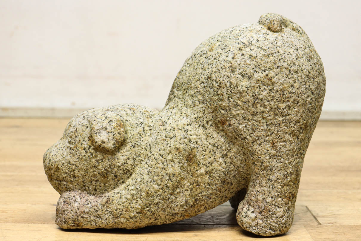 Stone statue of a puppy DC9013