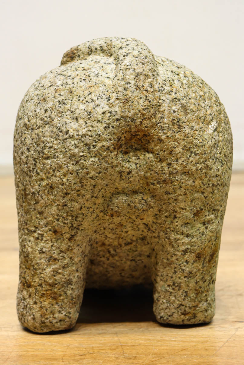 Stone statue of a puppy DC9013