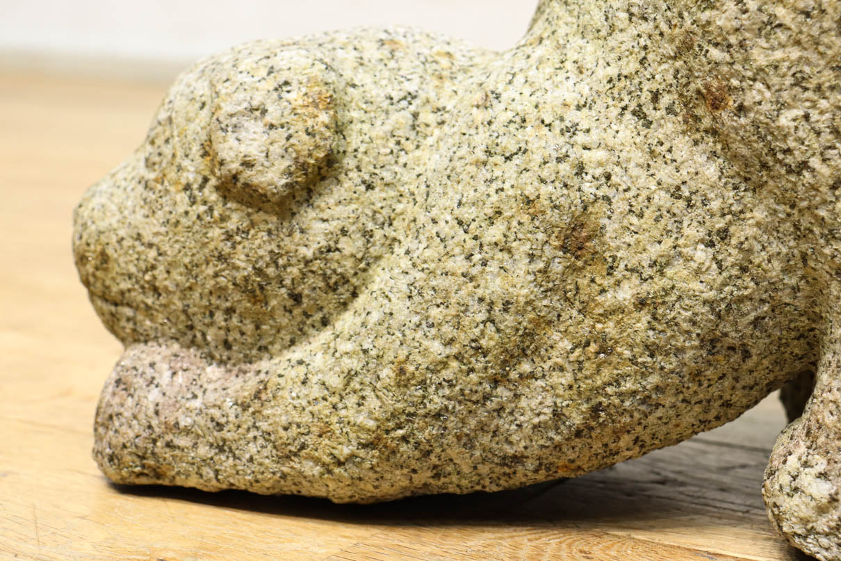 Stone statue of a puppy DC9013